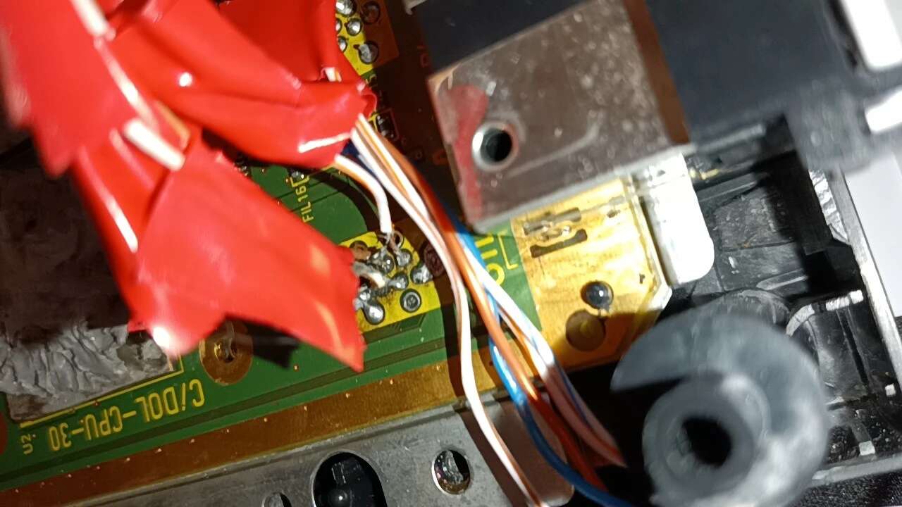 Close up of wires soldered to SP2