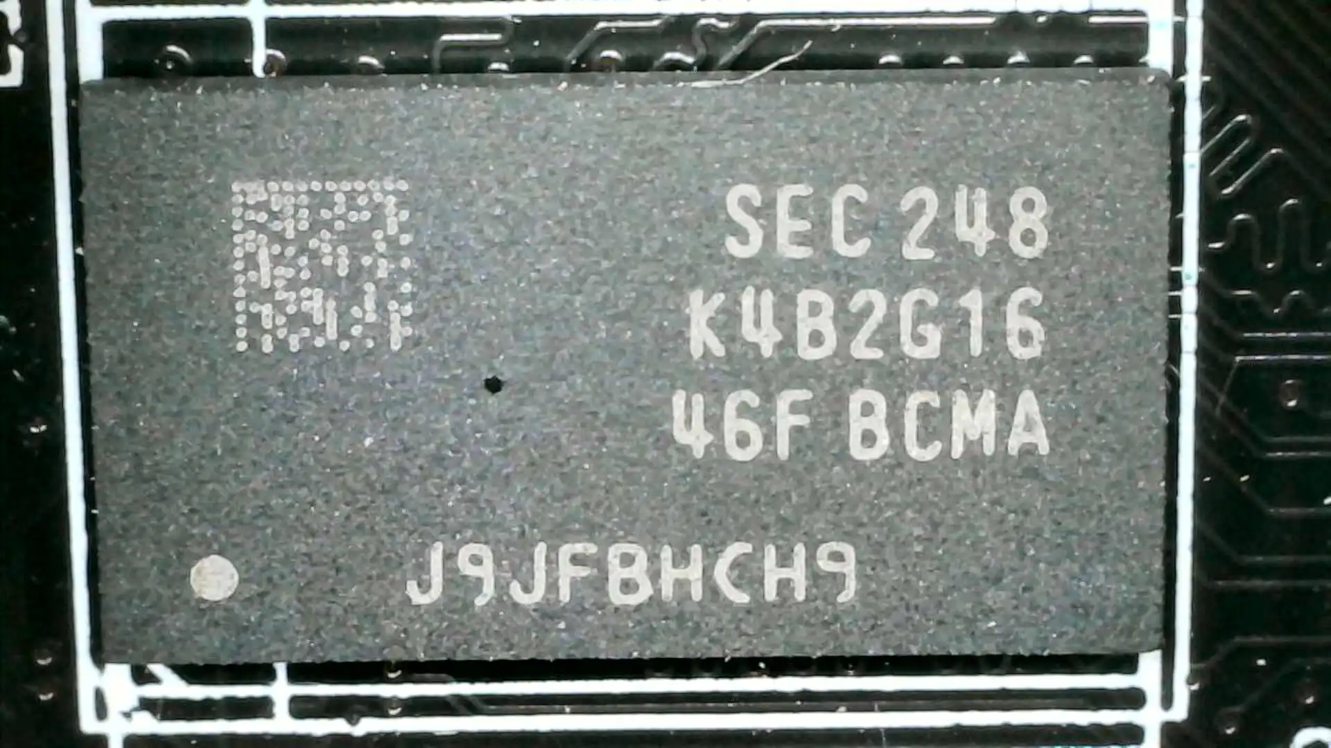 Samsung DDR3 module model k4b2g1646f-bcma